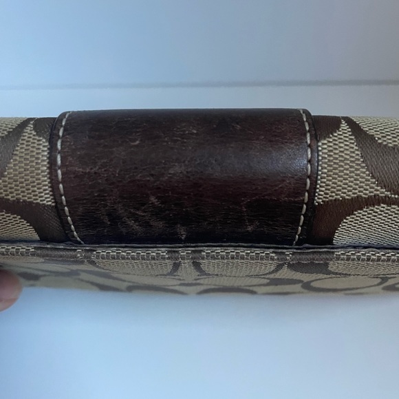 Coach Wallet - Picture 4 of 9